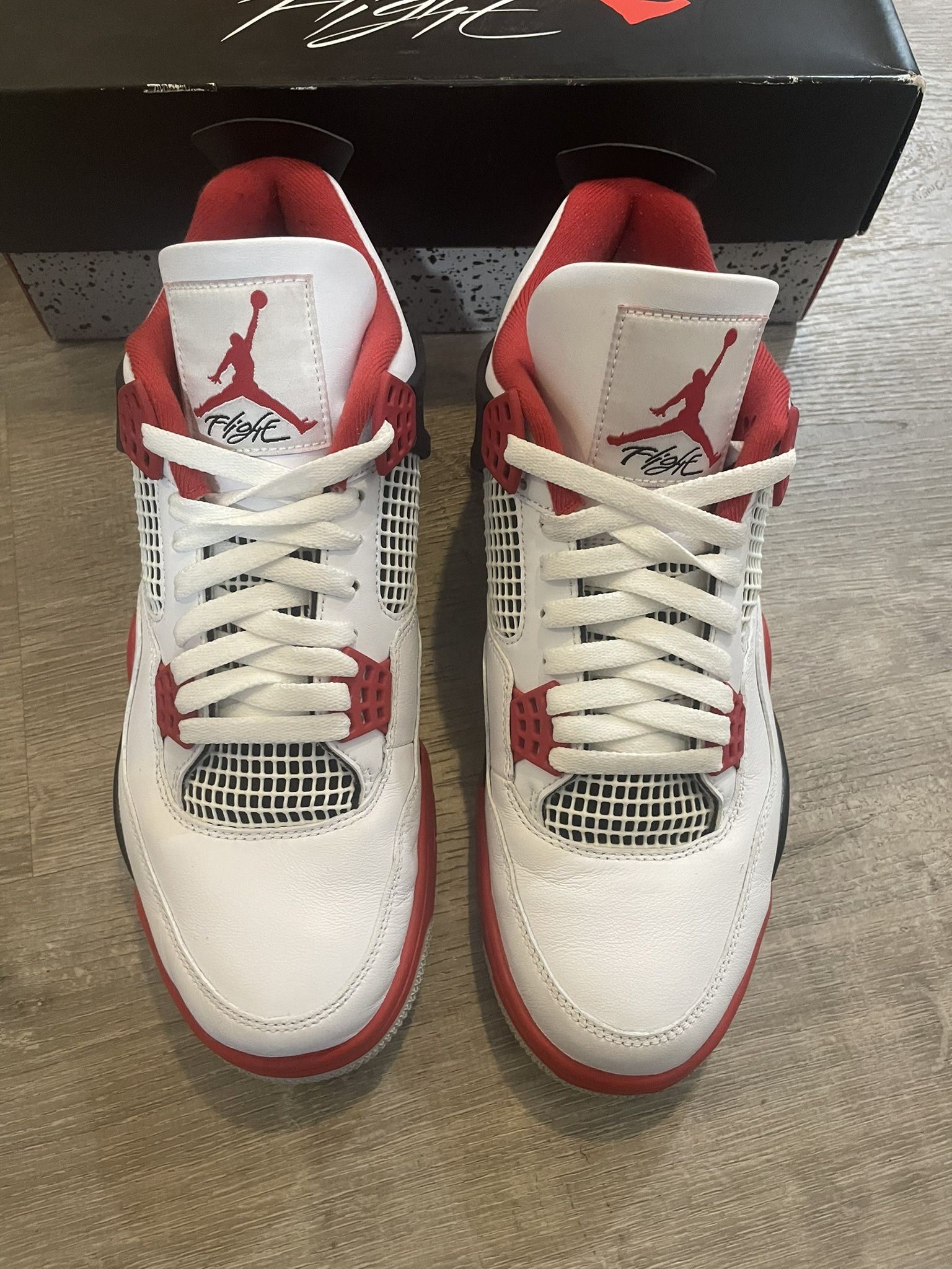 Jordan 4 Fire Red