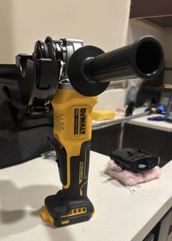 DeWalt 20v Angle Grinder
