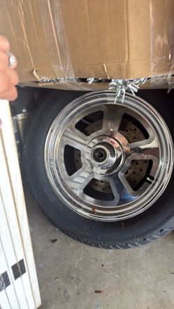 16-inch polished billet wheel Harley softail