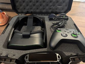 Meta Quest 3s Xbox Limited Edition With Hardcase (Used)