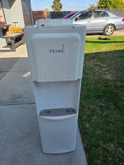Hot n cold water dispenser