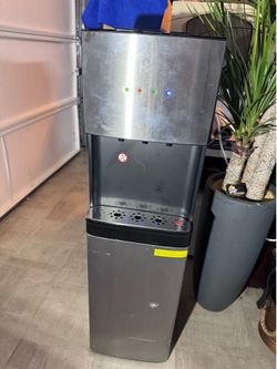 Hot and Cold water dispenser bottom load