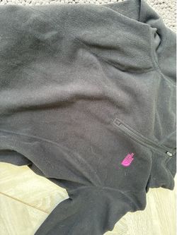 Breast cancer women’s L north face fleece
