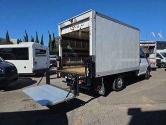 2020 Chevrolet Express Commercial Cutaway