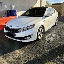 Kia Optima Hybrid 