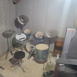 PDP Full Drumset