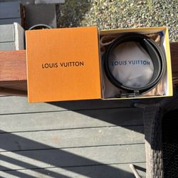 Black Essential Louis Vuitton Belt