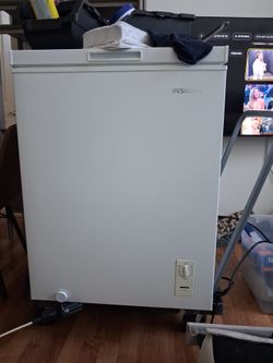 Insignia Freezer