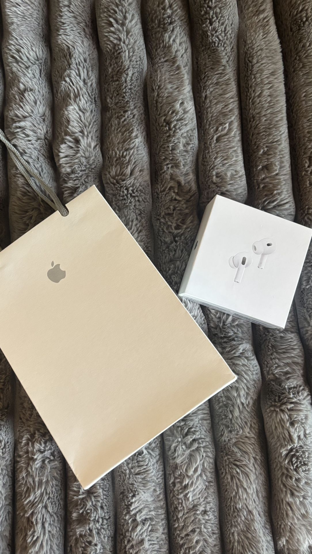 AirPods Pro ( Gen 2)