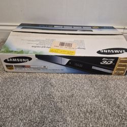 Samsung BD-C5900 Blue Ray DvD Players