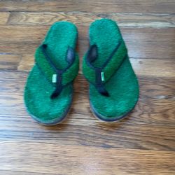 Sanuk Grassy Sandals U Furreal St Flip Flops Green Turf men’s size 10