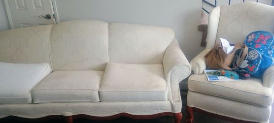 Lovely 3 piece living room set