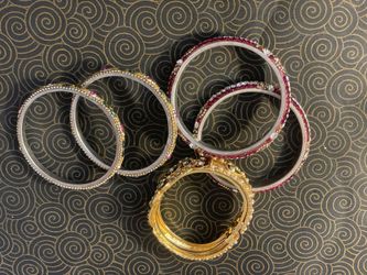 Assorted Rhinestone and Faux Pearl Bangle Set