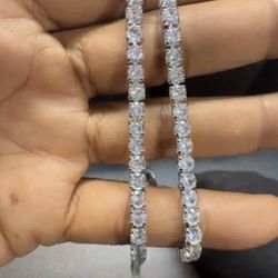 18in VVS 4m Tennis Necklace 