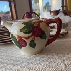 Franciscan Apple teapot