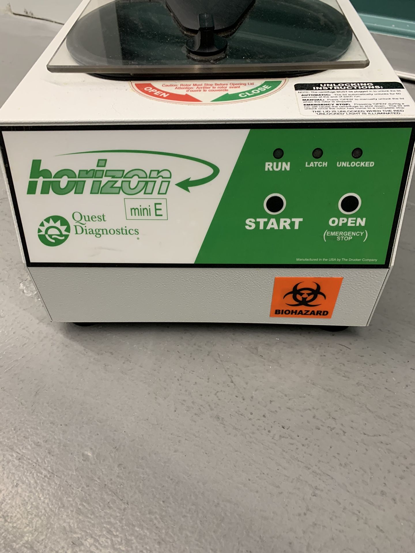 Quest Diagnostics Horizon Mini E Centrifuge Model 642E blood spinner