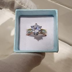 New Luxury Cz Diamond Ring  Size 6