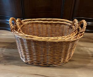 2  nested wicker baskets with optional liners