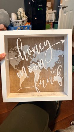 Honeymoon fund box