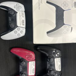 PS5 controllers 