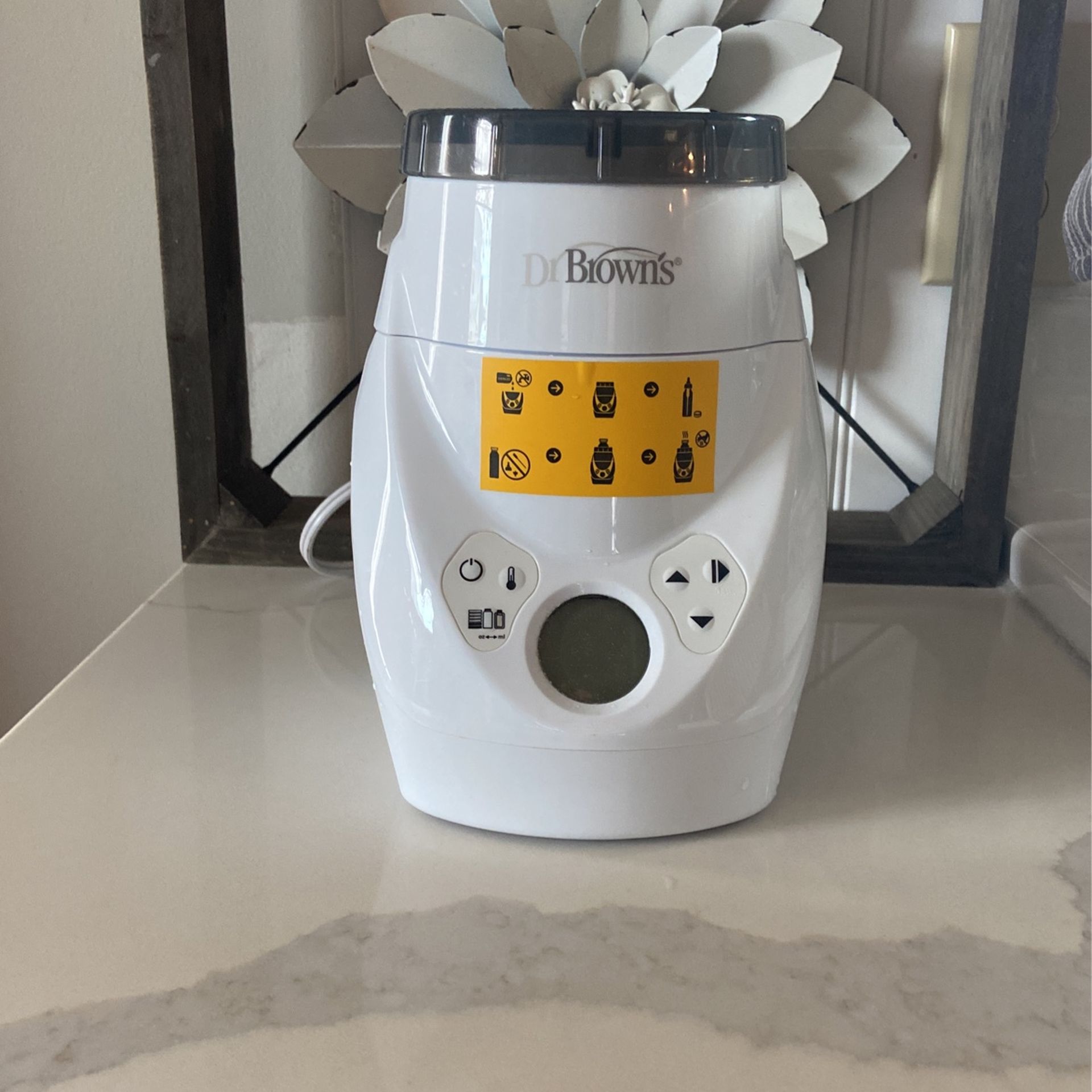 Dr. Brown's Natural Flow MilkSPA Breastmilk and Bottle Warmer 