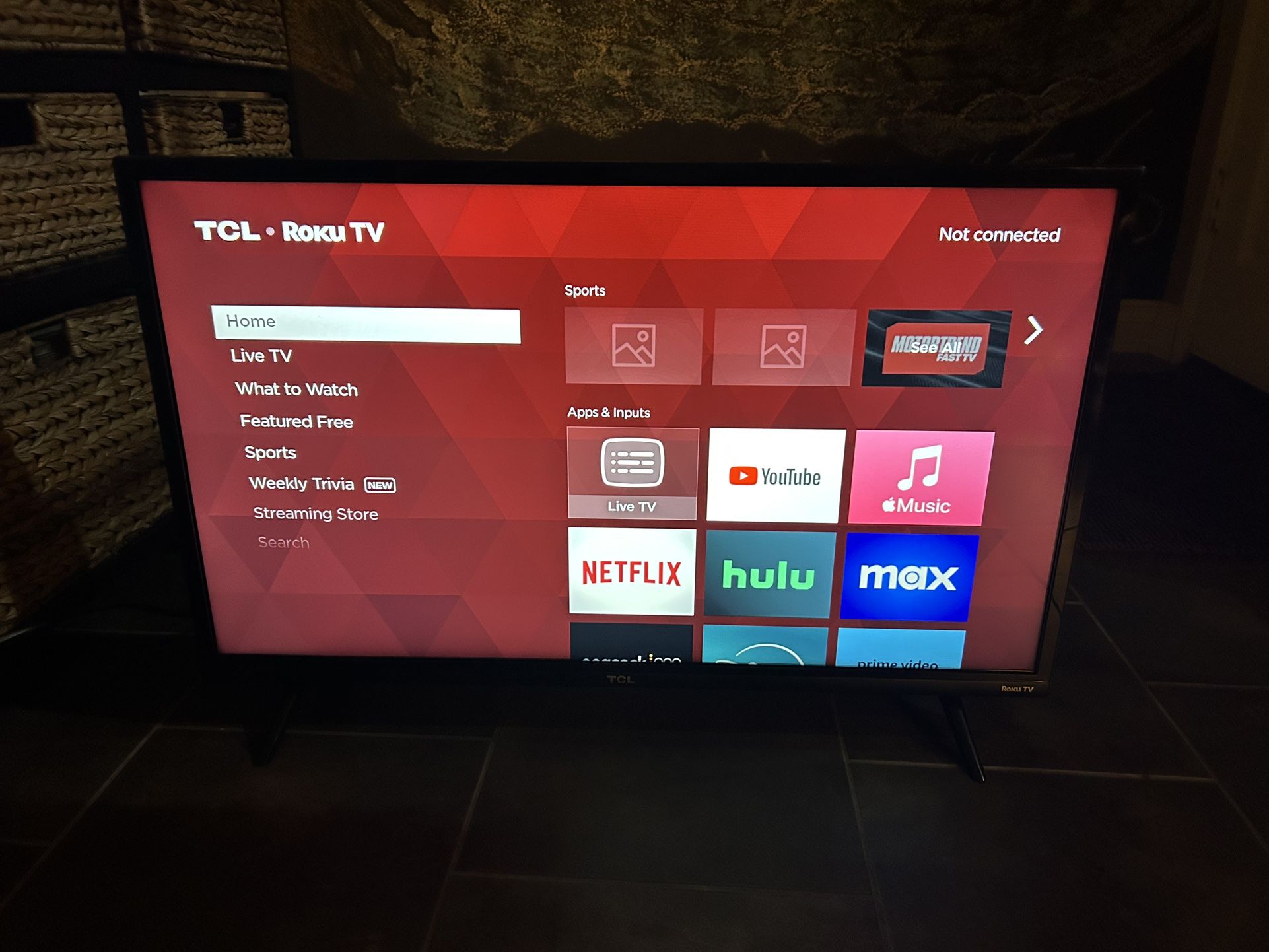 32 Inch TCL ROKU TV