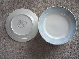 Set of 10 Lenox Swedish Garland plates