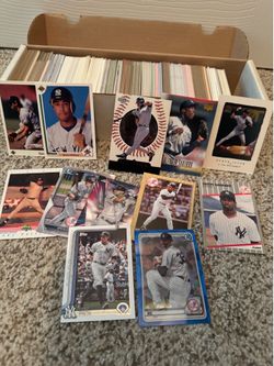 YANKEES baseball card lot