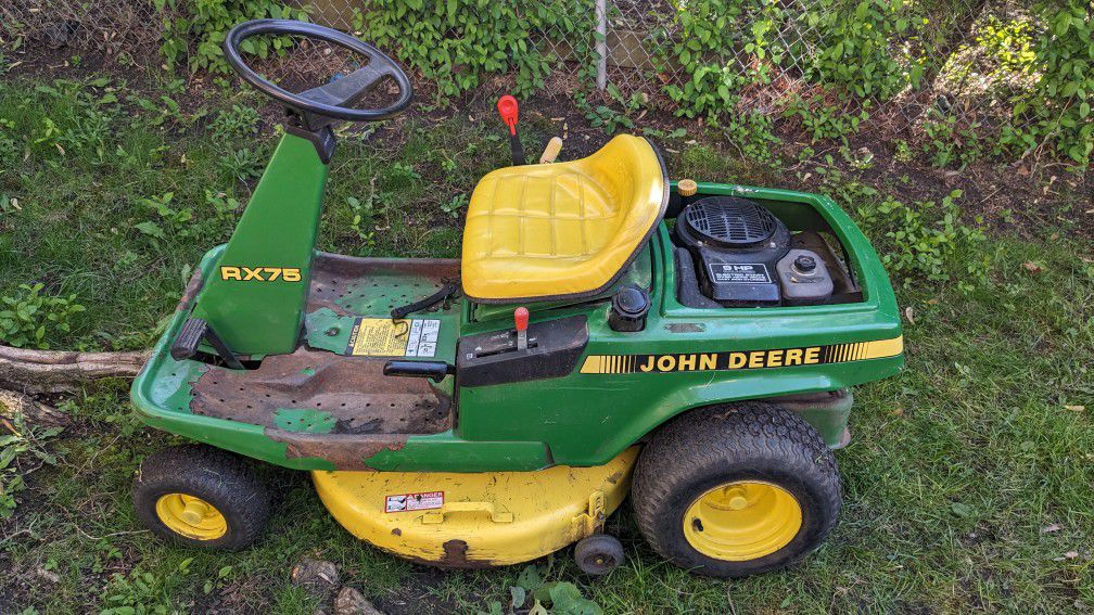 John Deere RX75 Riding Mower With 30 Inch Deck