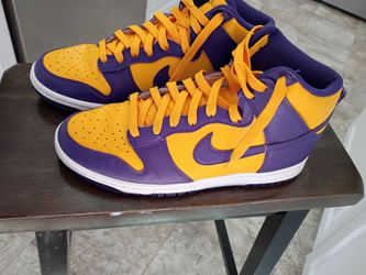 Nike dunks high 9.5 lakers purple yellow