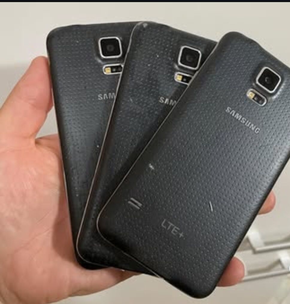 Samsung Galaxy S5 Unlocked With Warranty ☺️