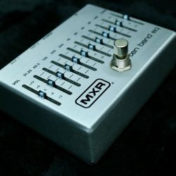 MXR M108S Ten Band EQ Pedal 