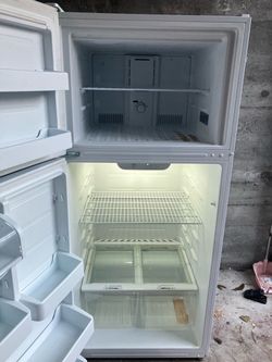 Refrigerator(DELIVERY AVAILABLE)