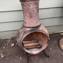 Fire Pit Clay Chimnea