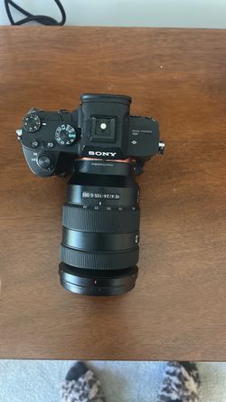 Sony Mirrorless Camera with FE 24-105mm f/4 G OSS Lens