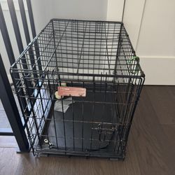 Medium Size Dog Crate/Kennel 