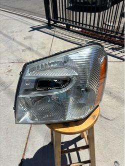 CHEVROLET EQUINOX HEADLIGHT 05-09