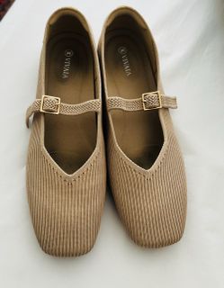 VIVAIA Margot Square-Toe Mary Jane flats Size 10