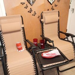 LOUNGE CHAIR SET OF TWO WITH TABLE FOLDABLE 