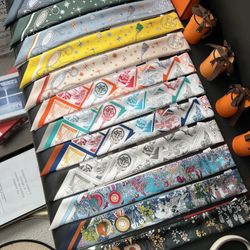 Hermès twilly 100% mulberry silk, 18 micron satin silk
86x5cm Double-sided pattern