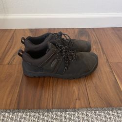 Keen Men’s Shoes Size 10.5