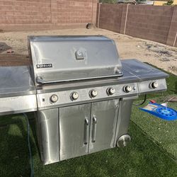 Stainless steel 79,000 BTU Gas grill