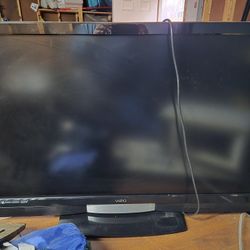 Vizio 47" TV 