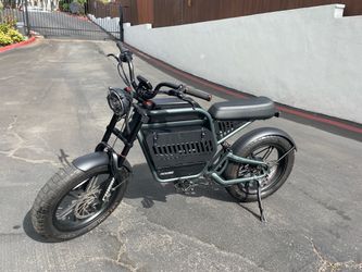 Ride1Up Cafe Racer Electric Bike