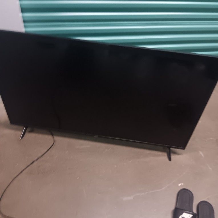 TCL/roku TV 55 Inch