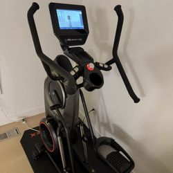 Bow Flex M9 Elliptical Exercise