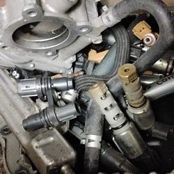 Engine Temperature Sensor For Corolla Camry 