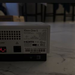 Xbox One S 