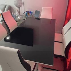 Dinner Table Black & White 6 Seats
