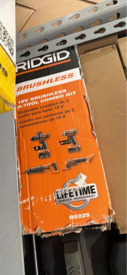 Ridgid 18 volt cordless 4-tool combo kit